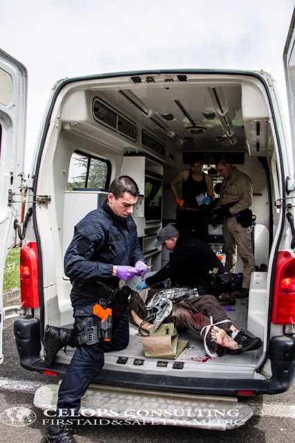 Formation opérateur secouriste défenses tactiques